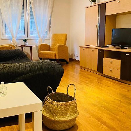 Piso 3 Habitaciones Al Lado Del Auditorio Y A 5 Min De Oviedo Centro Zewnętrze zdjęcie