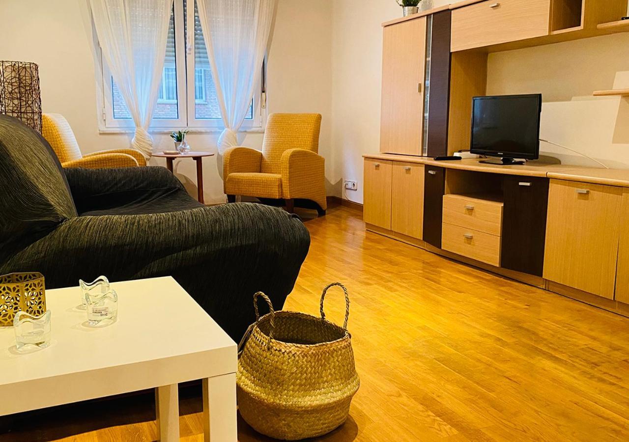 Piso 3 Habitaciones Al Lado Del Auditorio Y A 5 Min De Oviedo Centro Zewnętrze zdjęcie